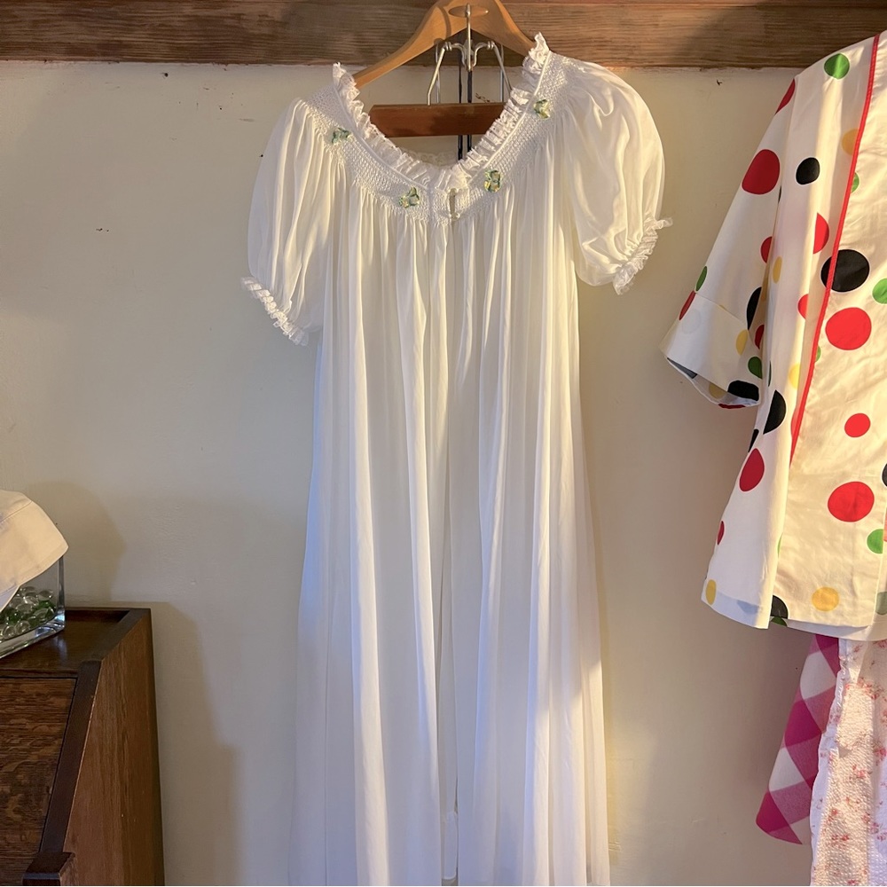Authentic Peignoir from the 50’s. 2 pieces: Robe and Gown.